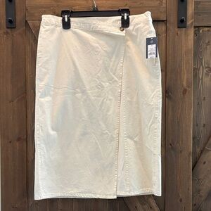 Universal Thread Cream Pencil Skirt